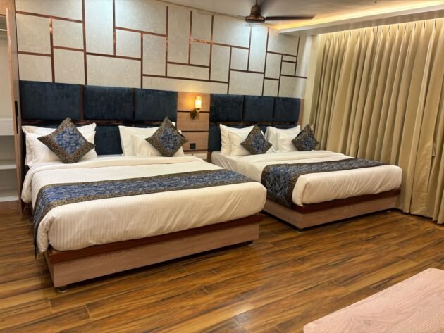 Deluxe Double Room - Image 4