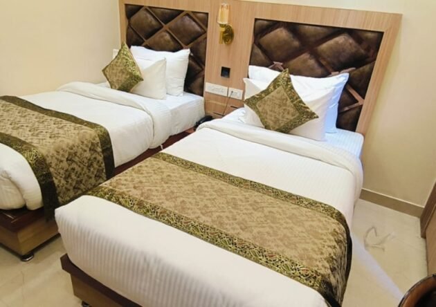 Superior twin room - Image 7